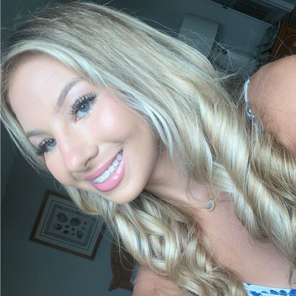 Meet your Posher, Kennedy